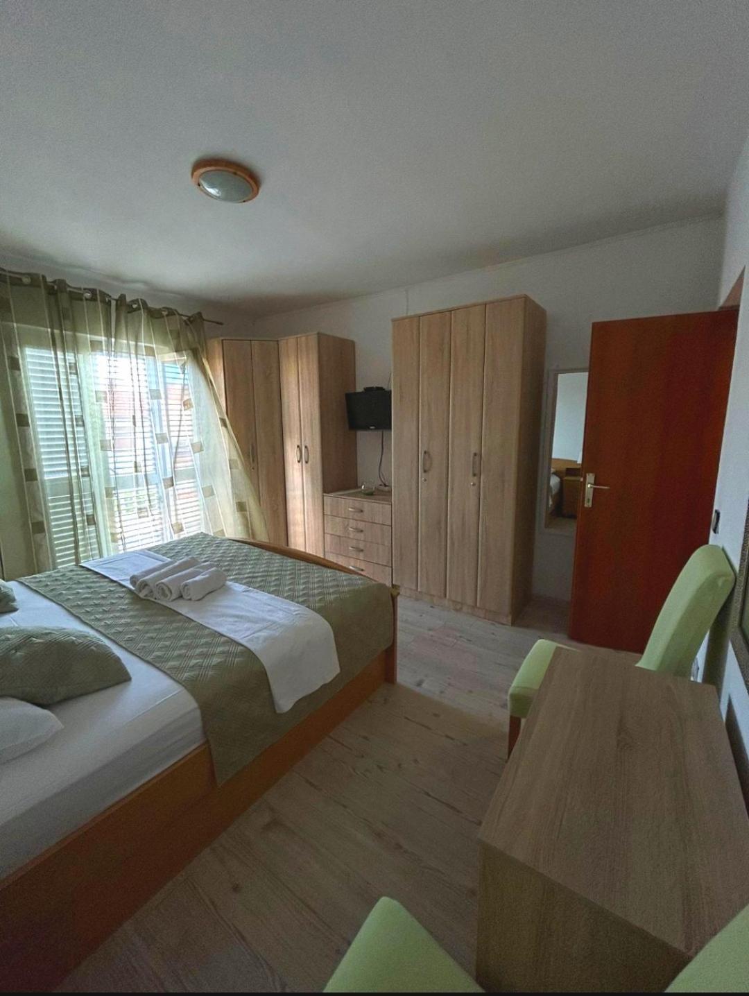 Apartmani Niki Hvar Hvar Town Exteriér fotografie