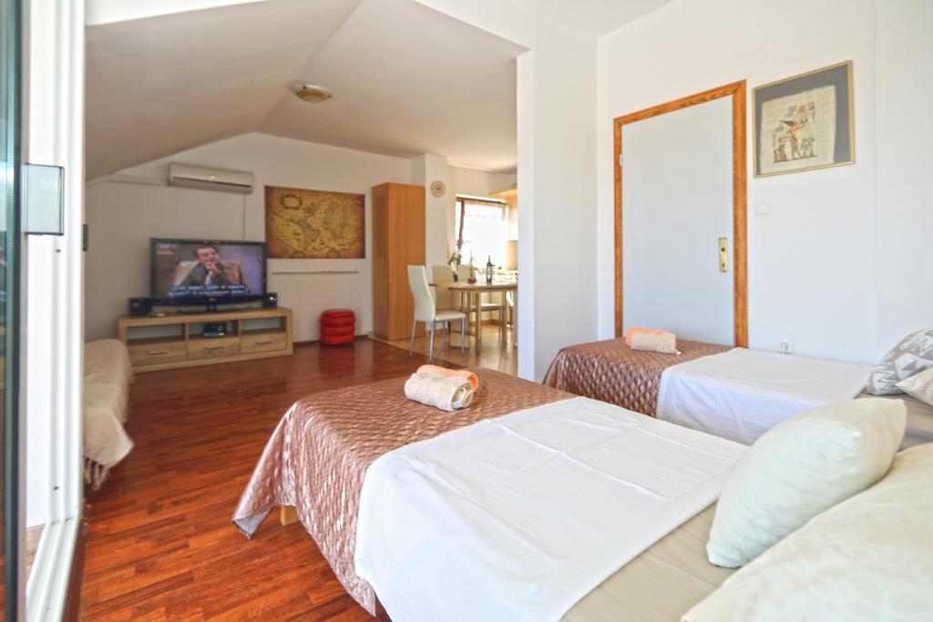 Apartmani Niki Hvar Hvar Town Pokoj fotografie