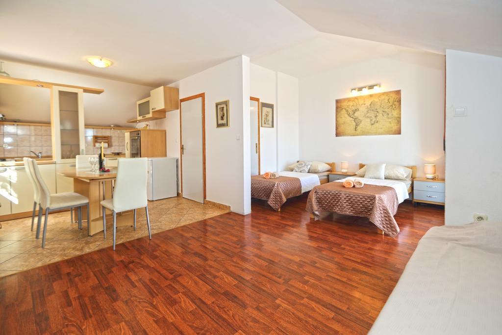 Apartmani Niki Hvar Hvar Town Pokoj fotografie