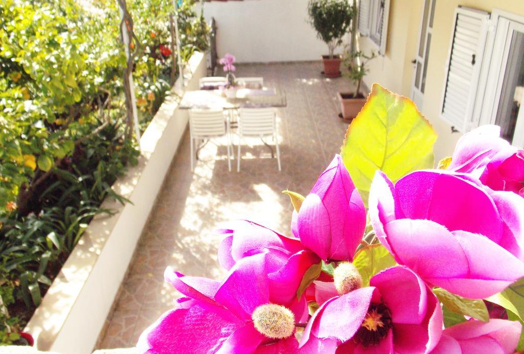 Apartmani Niki Hvar Hvar Town Exteriér fotografie
